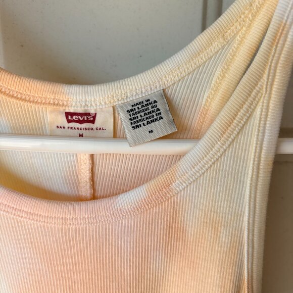 Levi’s Tie Dye Tank - Picture 2 of 3